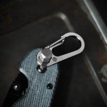 Load image into Gallery viewer, The Driver Clip